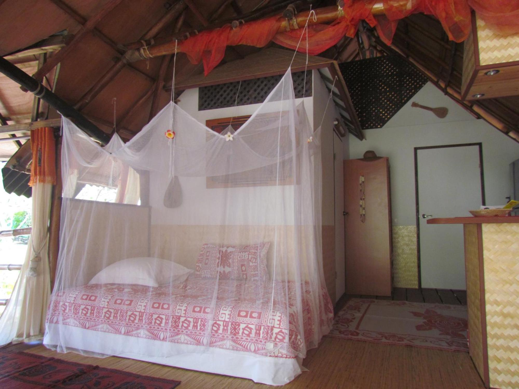 Location " La Pirogue " Maison D'Hotes A Moorea Haapiti Ngoại thất bức ảnh